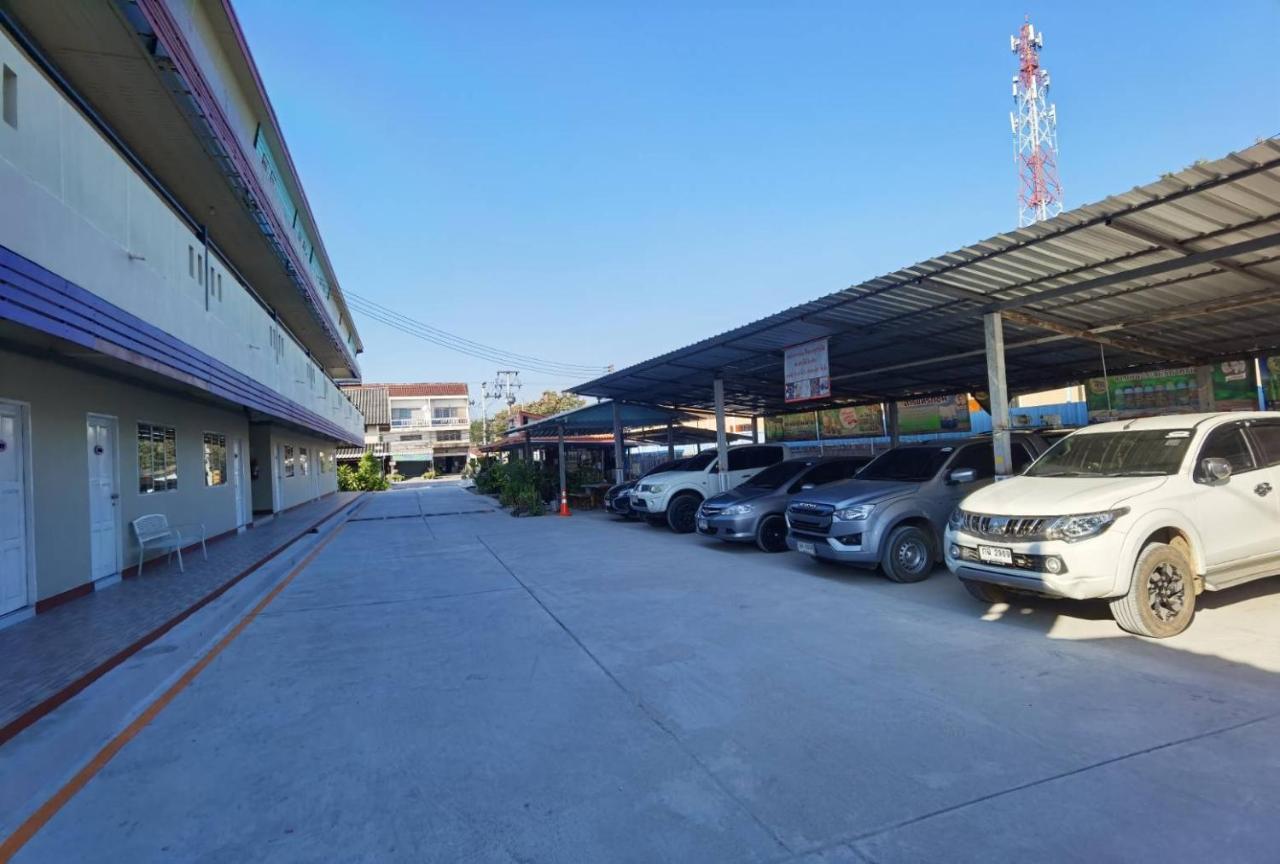 Chung cư studio 18 m² có 1 phòng tắm riêng ở Ban Luang Chom Thong Ngoại thất bức ảnh