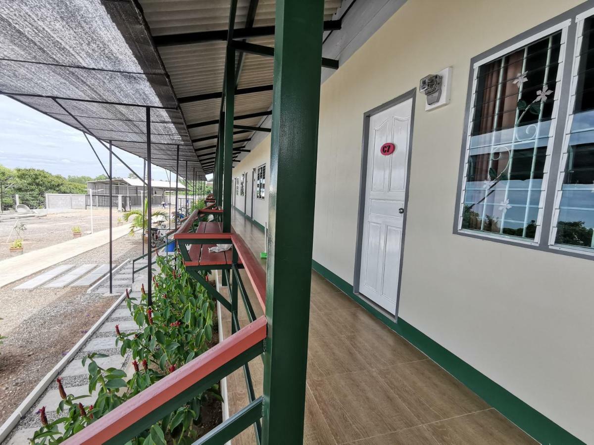 Chung cư studio 18 m² có 1 phòng tắm riêng ở Ban Luang Chom Thong Ngoại thất bức ảnh