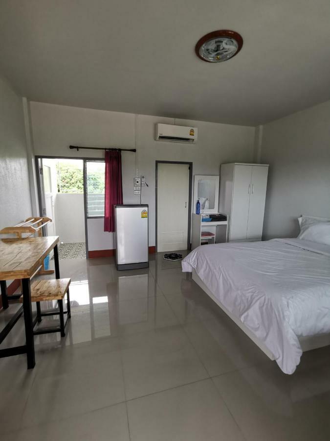 Chung cư studio 18 m² có 1 phòng tắm riêng ở Ban Luang Chom Thong Ngoại thất bức ảnh